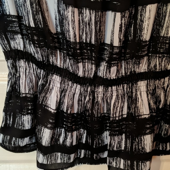 Apostrophe SM Black White EUC 3/4 Sleeve - Picture 5 of 8